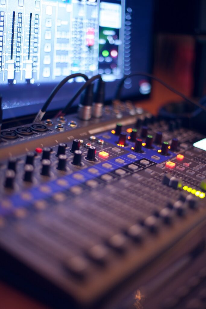 mezcla y masterizacion con la mejor calidad para tu música o proyecto audiovisual