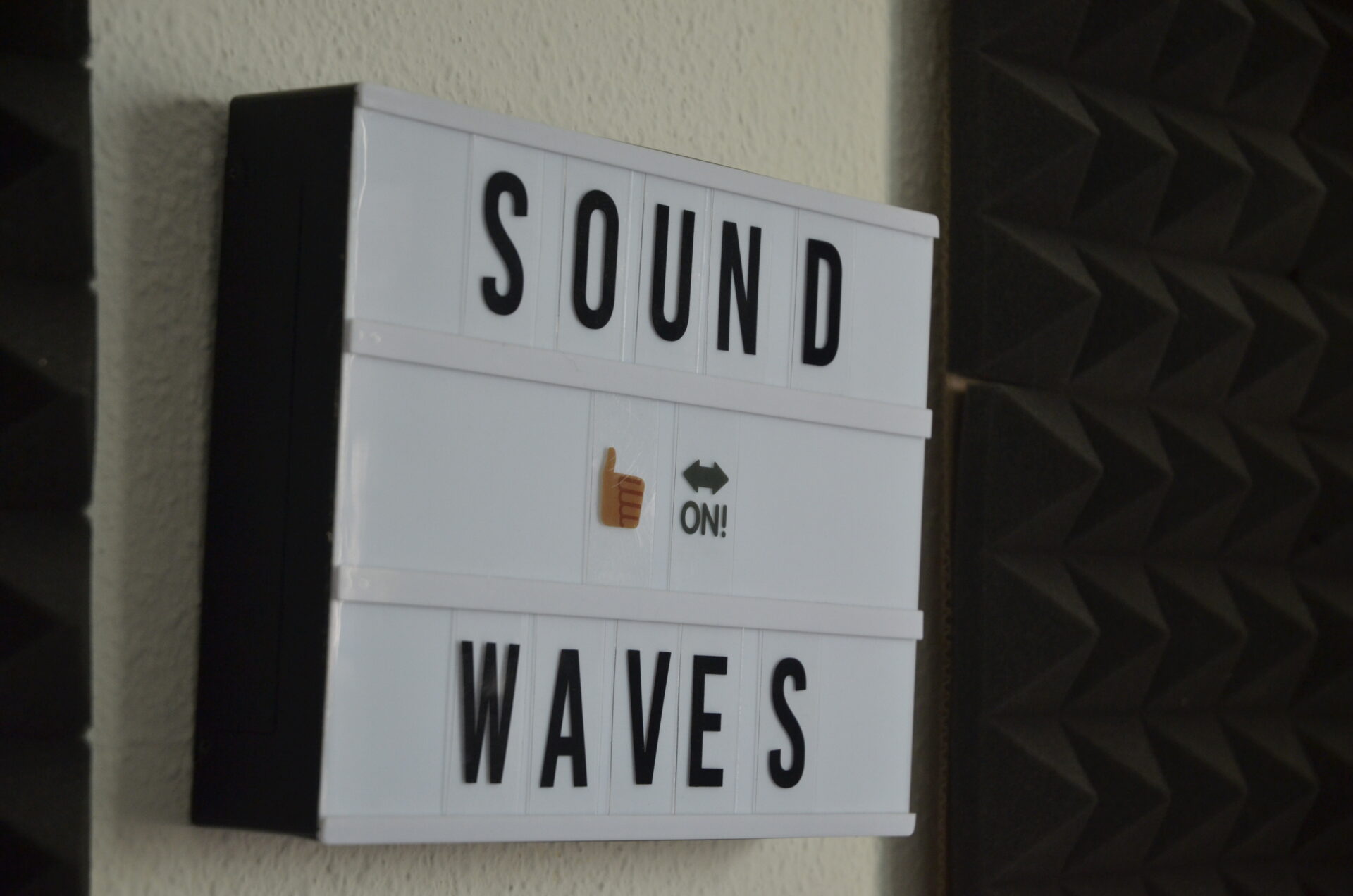 sound waves studios